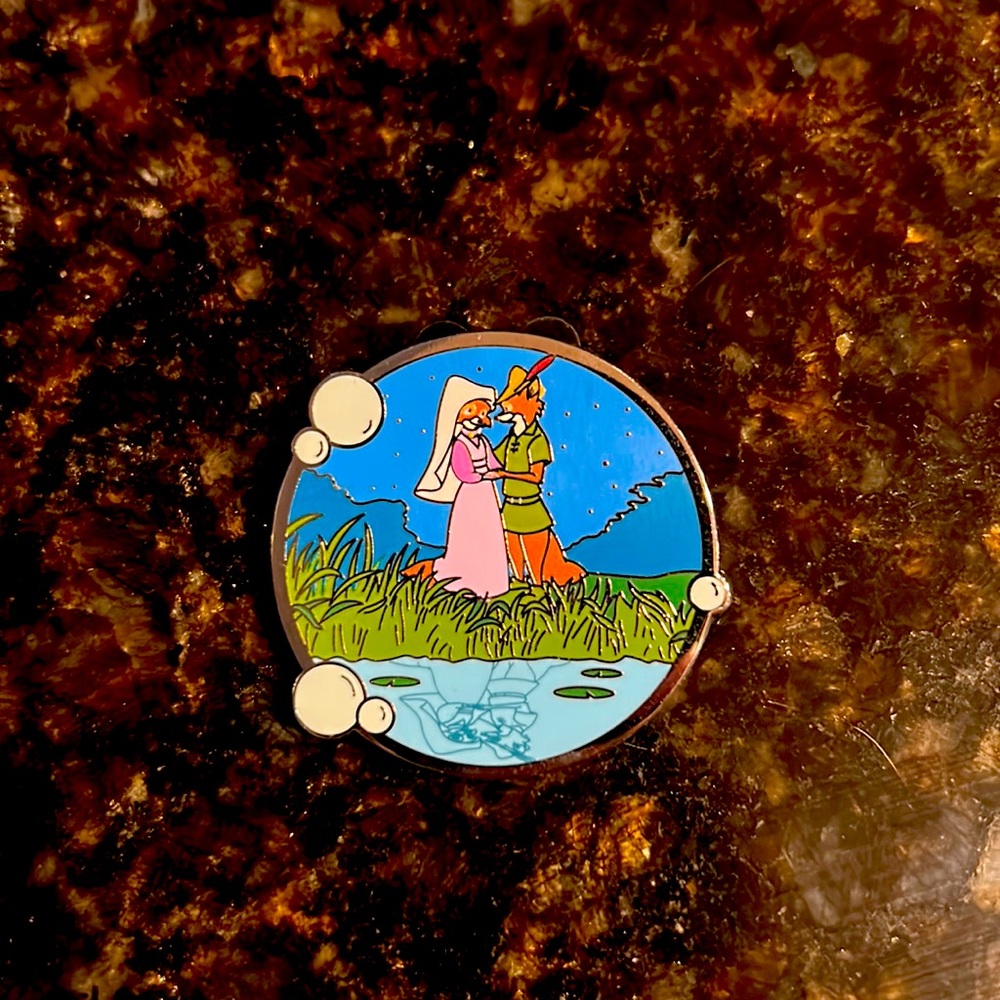 Disney mystery pin reflections- Robin Hood